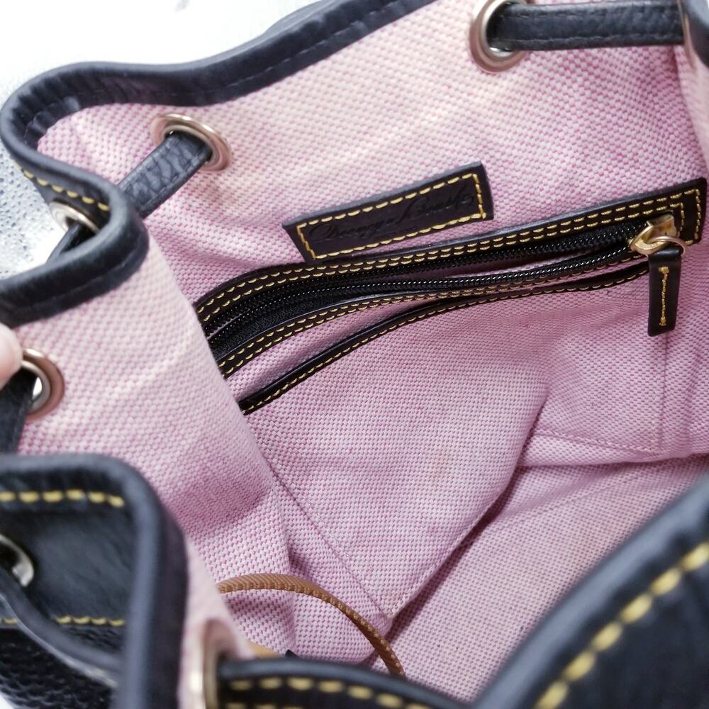 DOONEY & BOURKE Pebble Grain Drawstring All Weather Leather Black/Black J5725298 - Picture 12 of 14